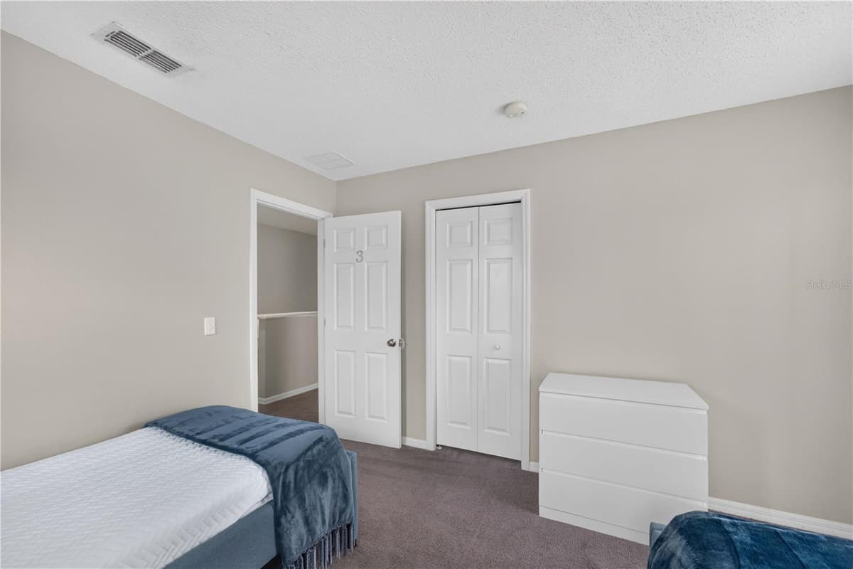 706 LOCKBREEZE DRIVE — photo 14 of 78