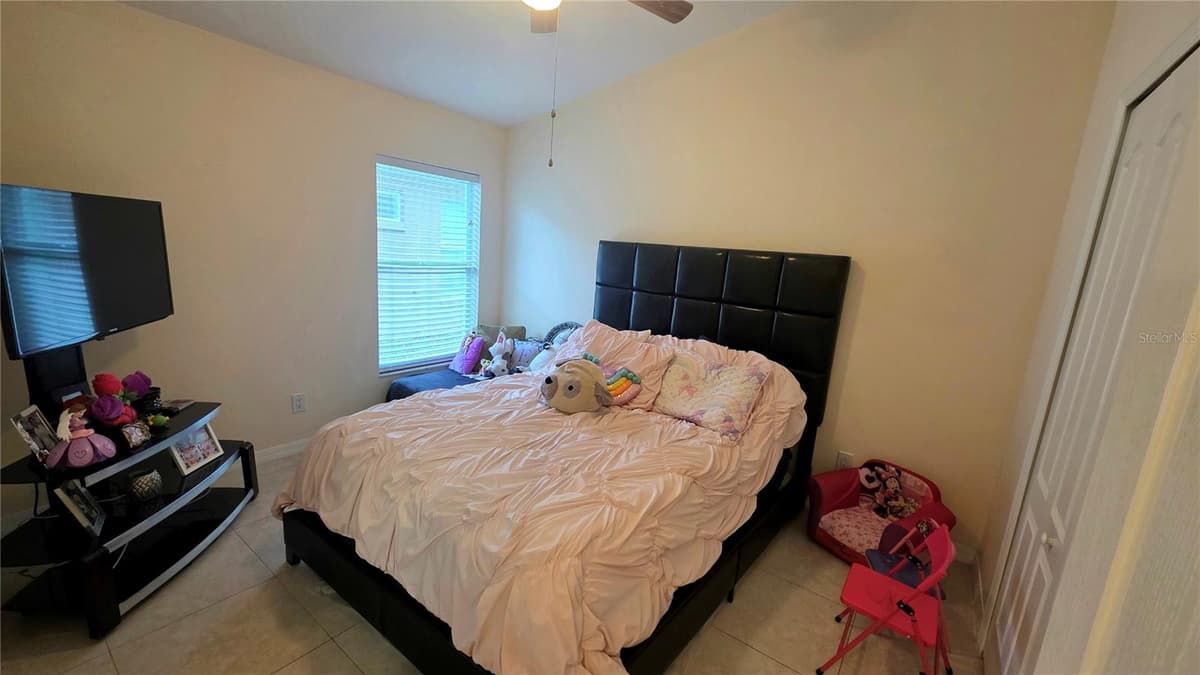 9708 WHITE BARN WAY — photo 6 of 32