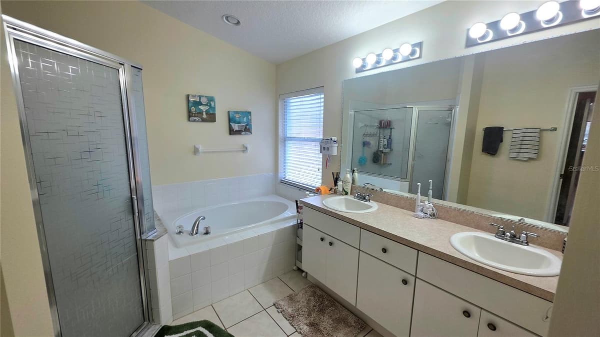 9708 WHITE BARN WAY — photo 22 of 32
