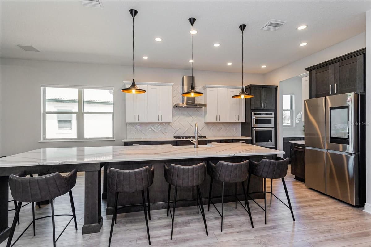 8222 TOPSAIL PLACE — photo 9 of 52