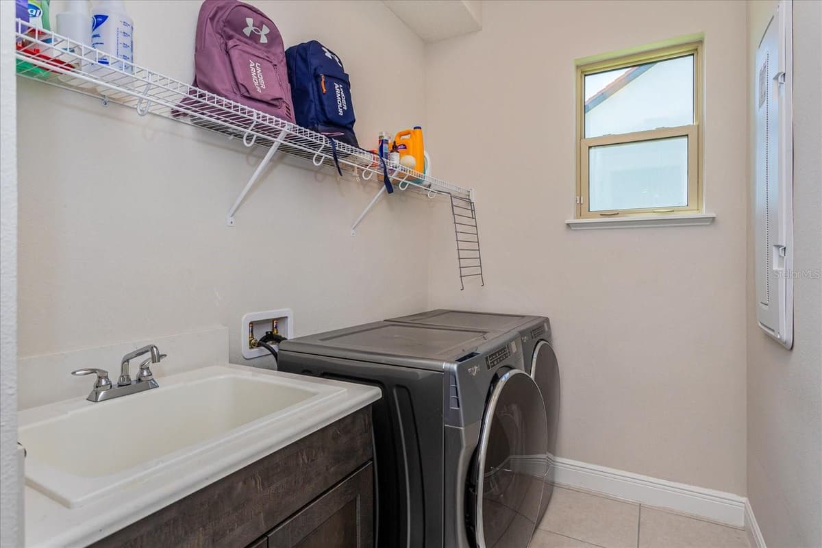 8222 TOPSAIL PLACE — photo 37 of 52
