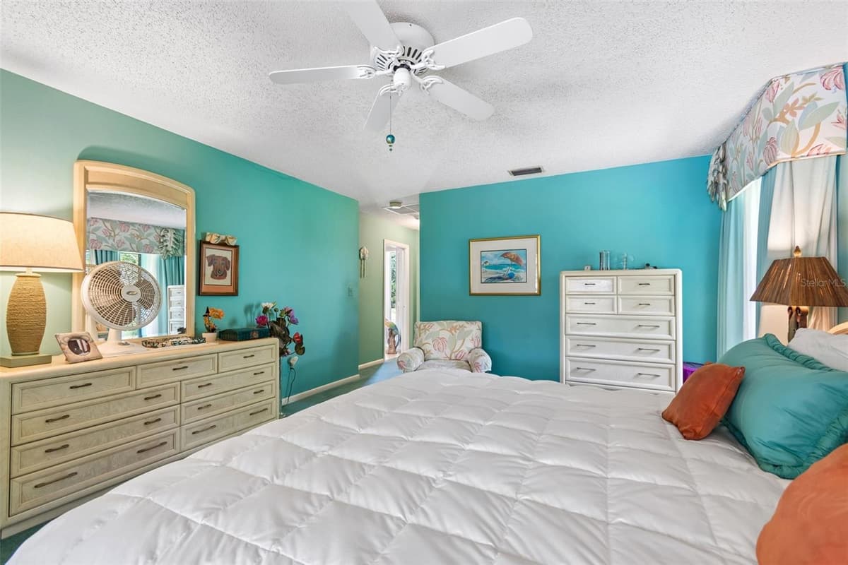 2364 VIOLET PL — photo 24 of 39