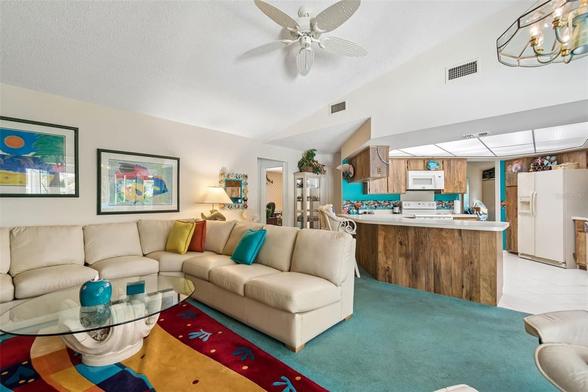 2364 VIOLET PL — photo 10 of 39