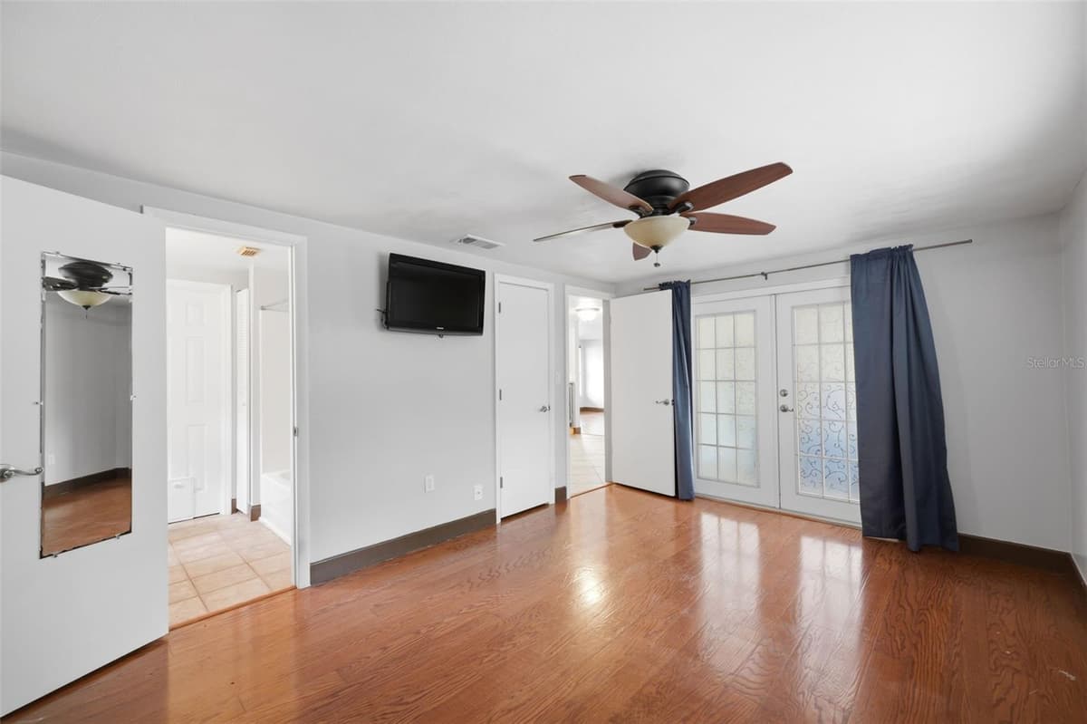 11105 ARECA DRIVE — photo 14 of 39
