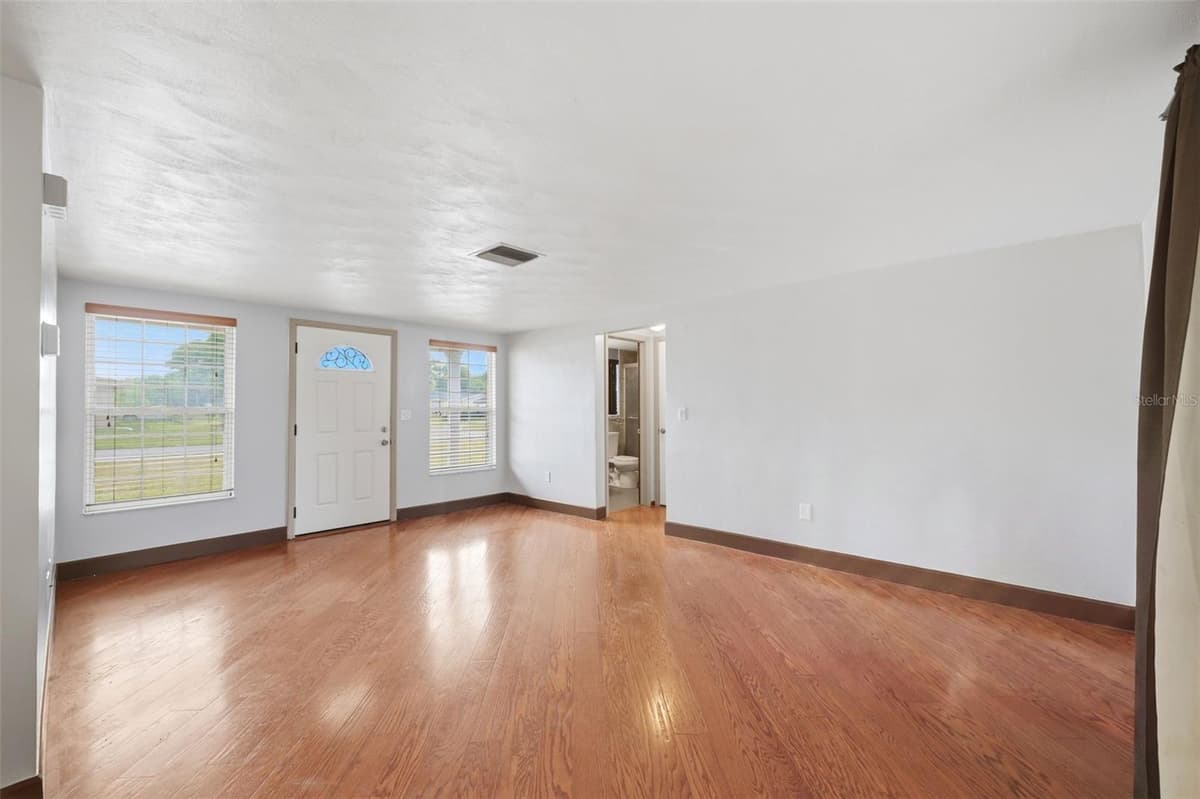 11105 ARECA DRIVE — photo 7 of 39