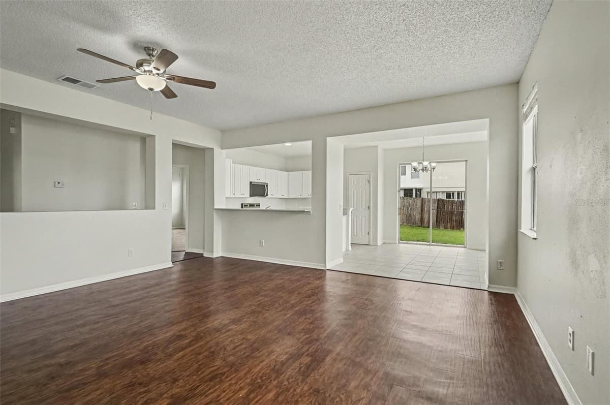 4542 GALLBERRY COURT — photo 3 of 16