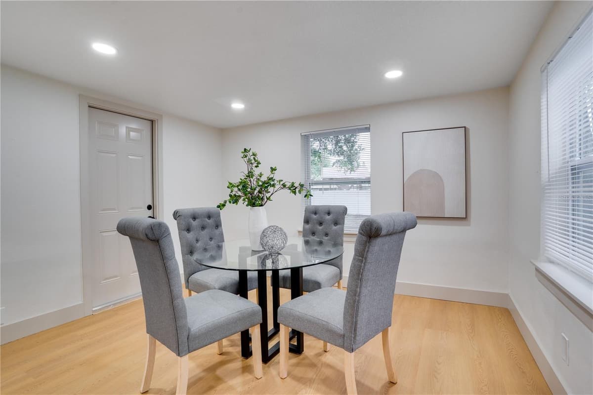 10276 62ND CIRCLE — photo 15 of 30