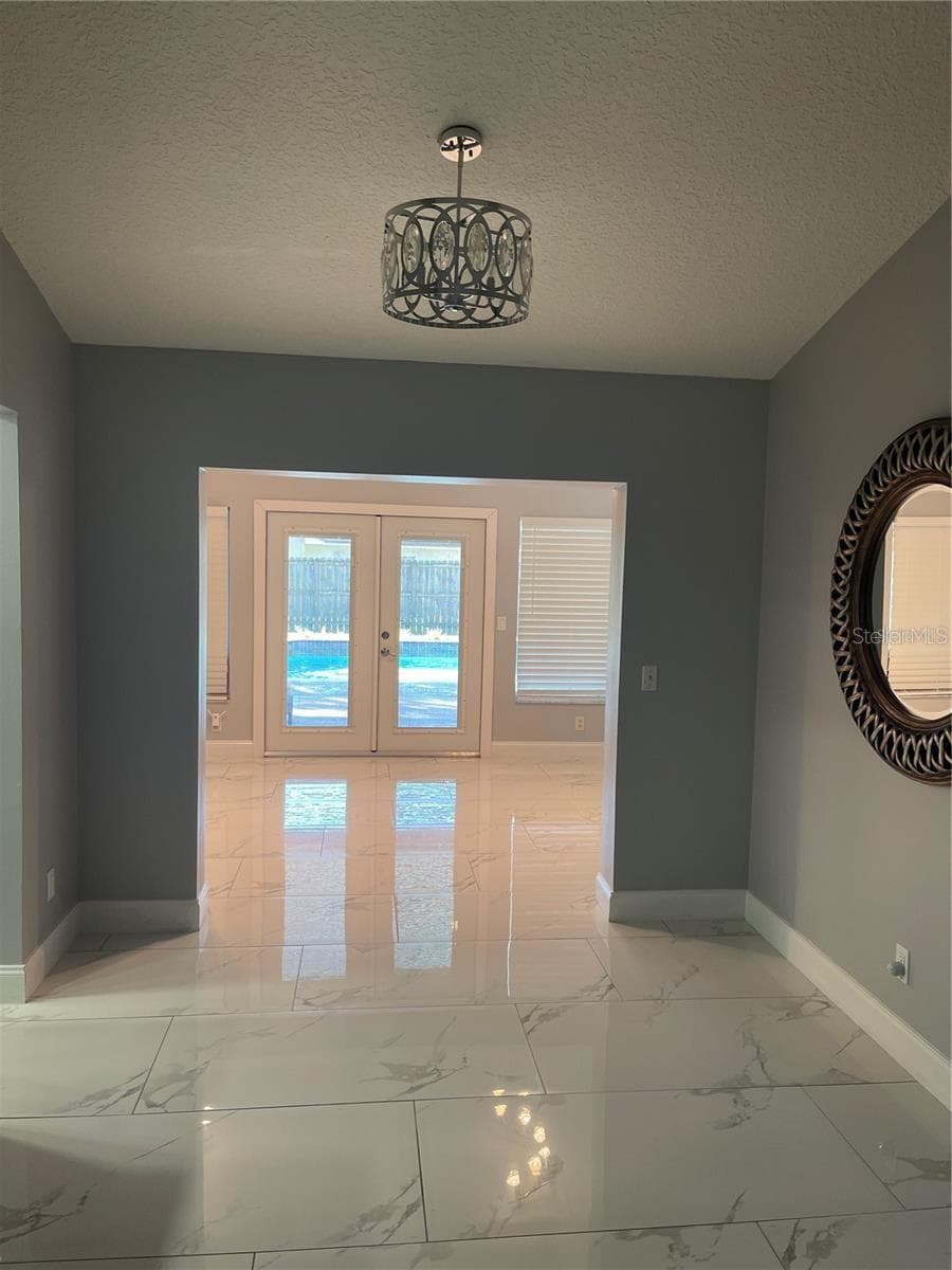3140 TCU BOULEVARD — photo 10 of 19