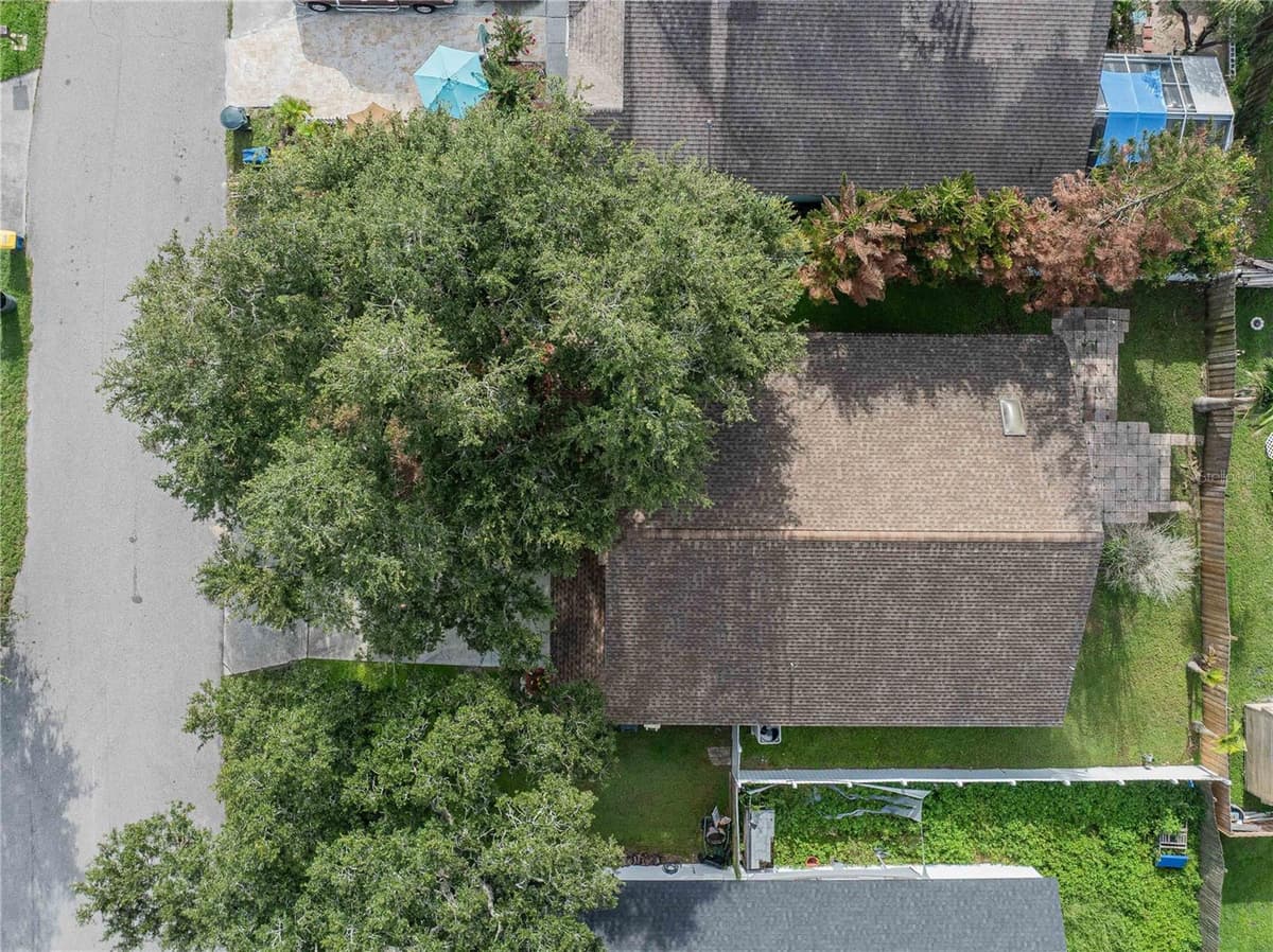 1695 LAKESIDE DRIVE — photo 35 of 36