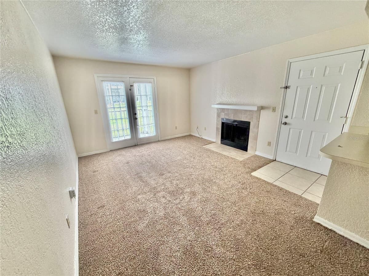 2550 ALAFAYA TRAIL — photo 4 of 18