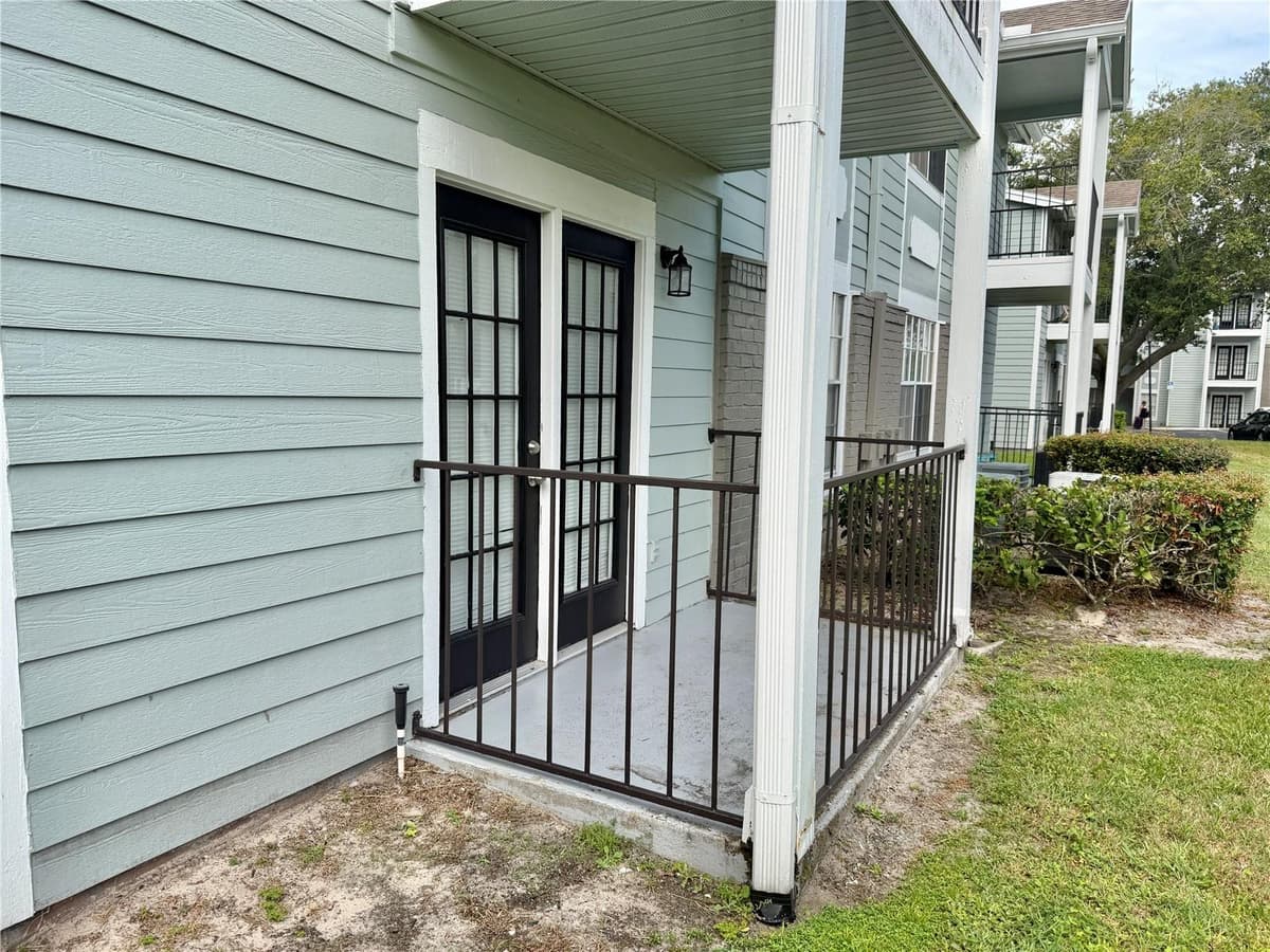 2550 ALAFAYA TRAIL — photo 13 of 18