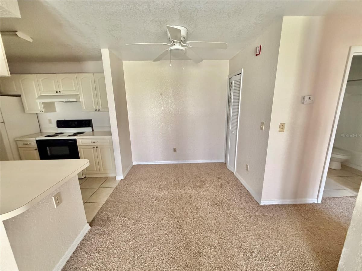 2550 ALAFAYA TRAIL — photo 8 of 18