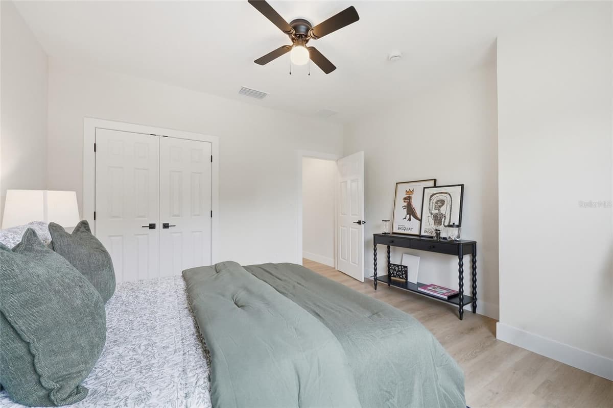 351 WILDMERE AVENUE — photo 39 of 64
