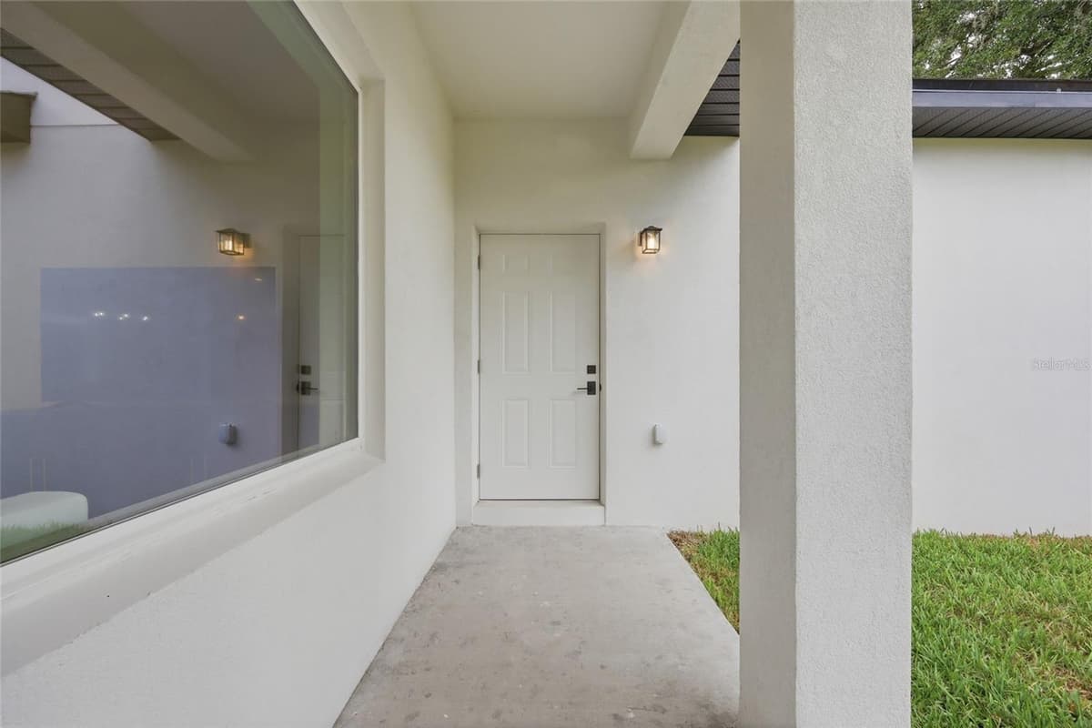 351 WILDMERE AVENUE — photo 44 of 64