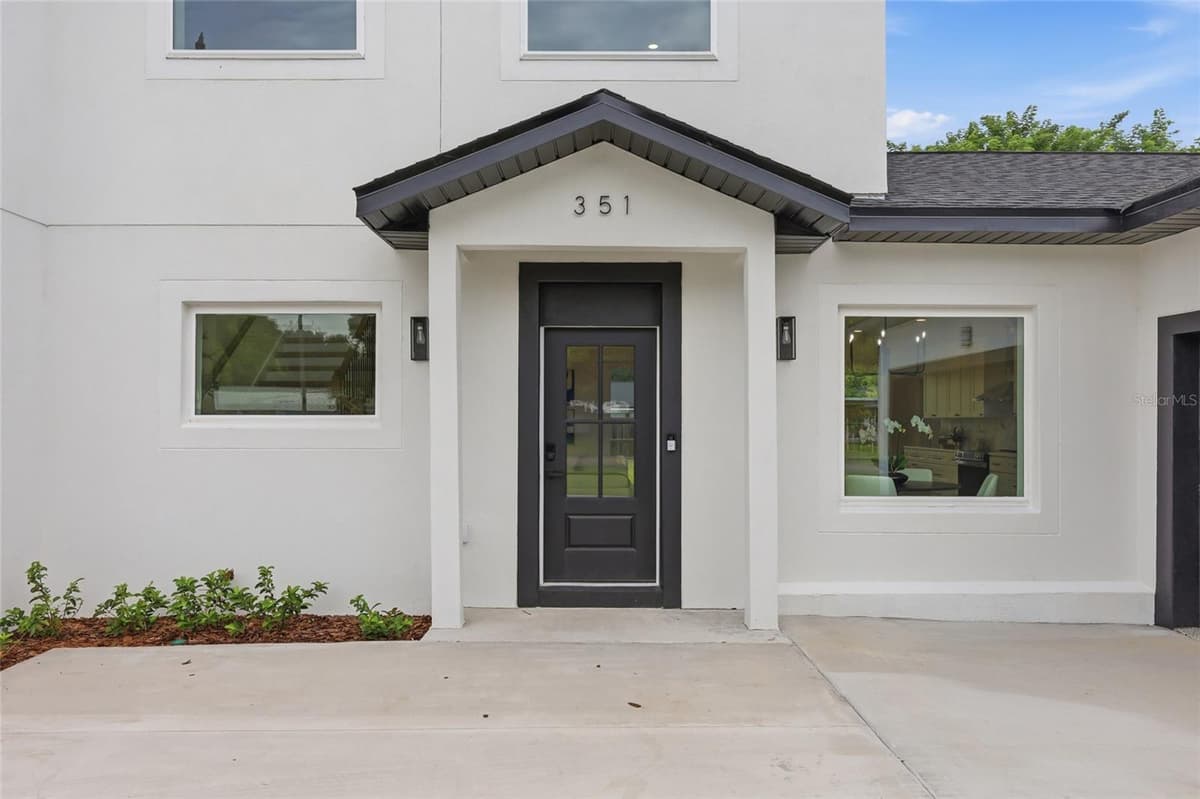 351 WILDMERE AVENUE — photo 4 of 64