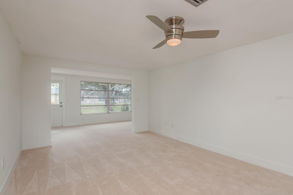 4347 RUSTIC DRIVE — photo 8 of 32