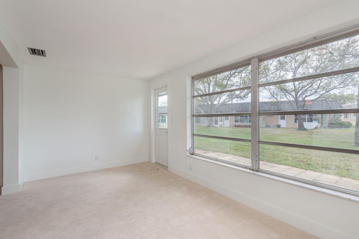4347 RUSTIC DRIVE — photo 19 of 32