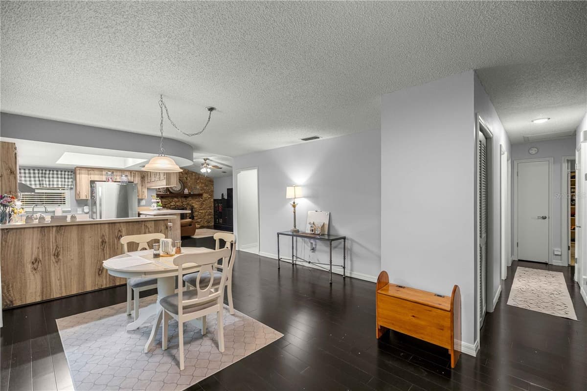 13750 105 PLACE — photo 14 of 41