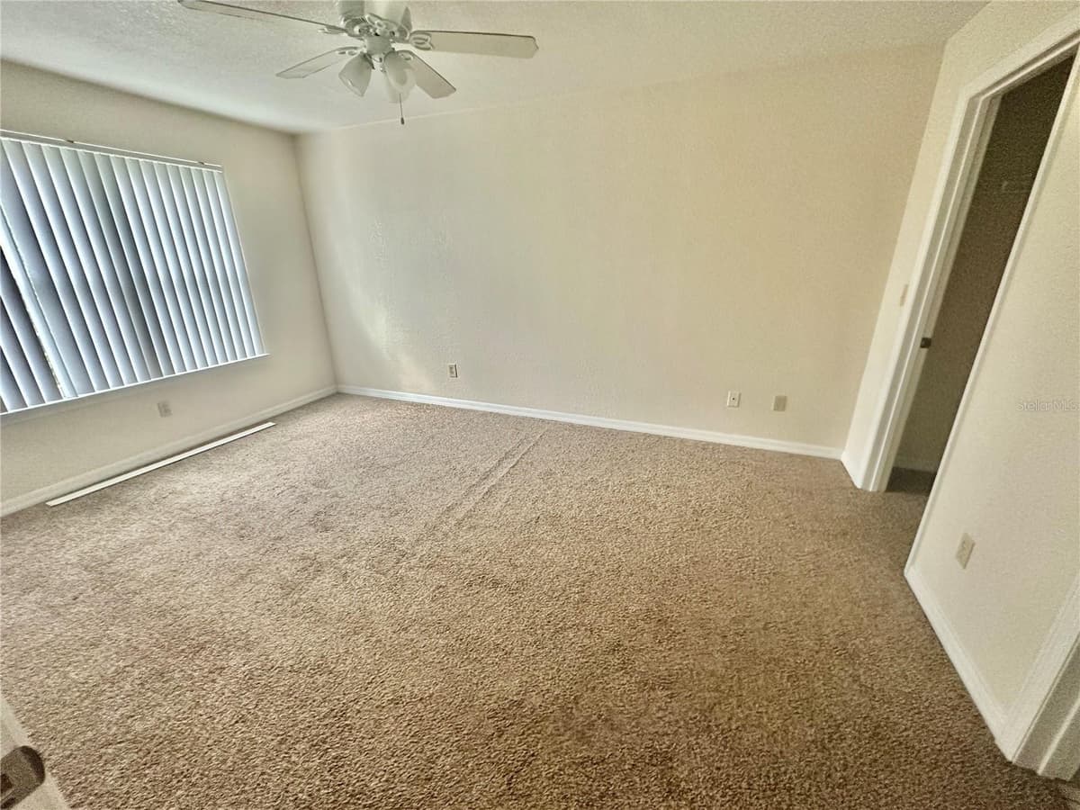 2550 ALAFAYA TRAIL — photo 8 of 16