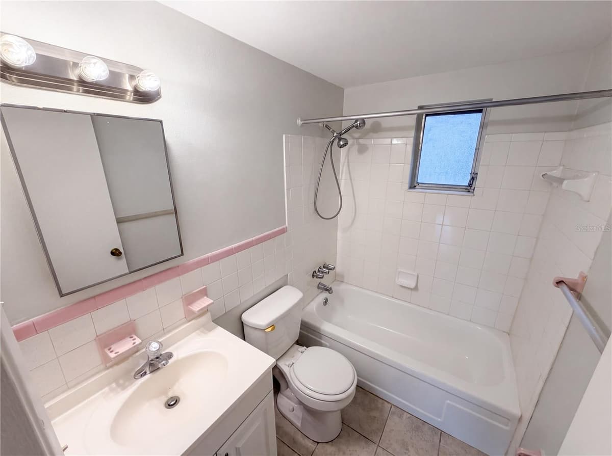 4639 IRENE LOOP — photo 12 of 20