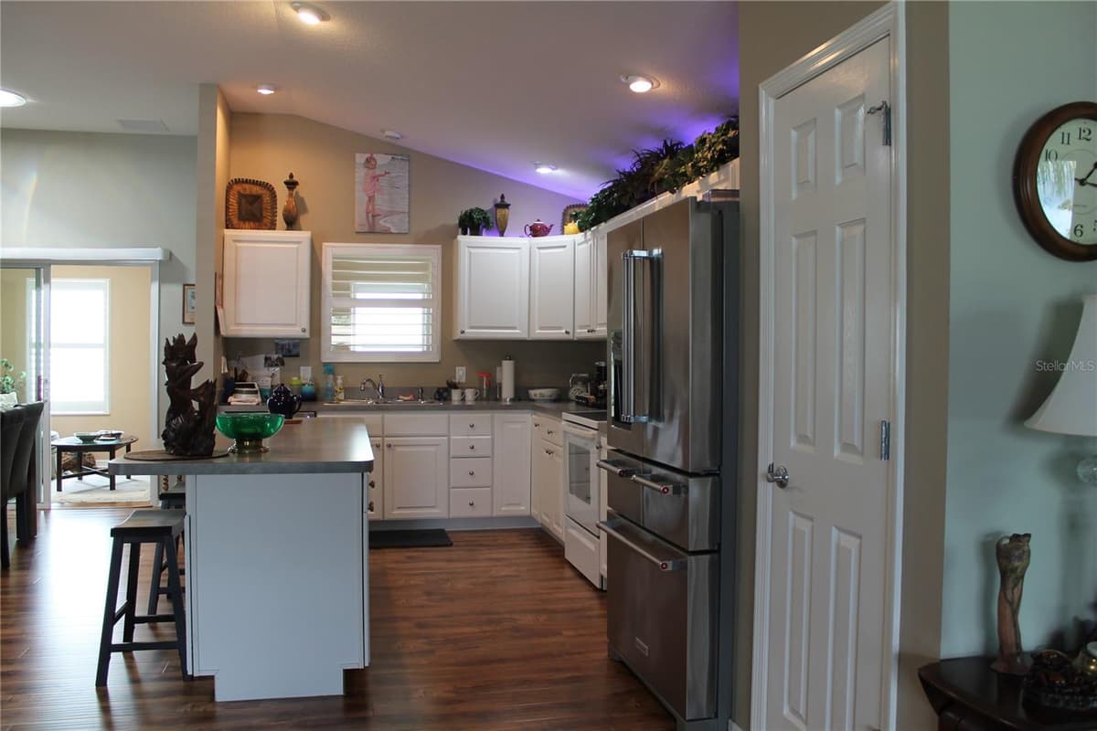 2440 KATE HILL STREET — photo 8 of 28