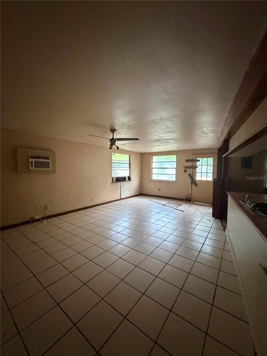 9314 MANGO STREET — photo 12 of 26