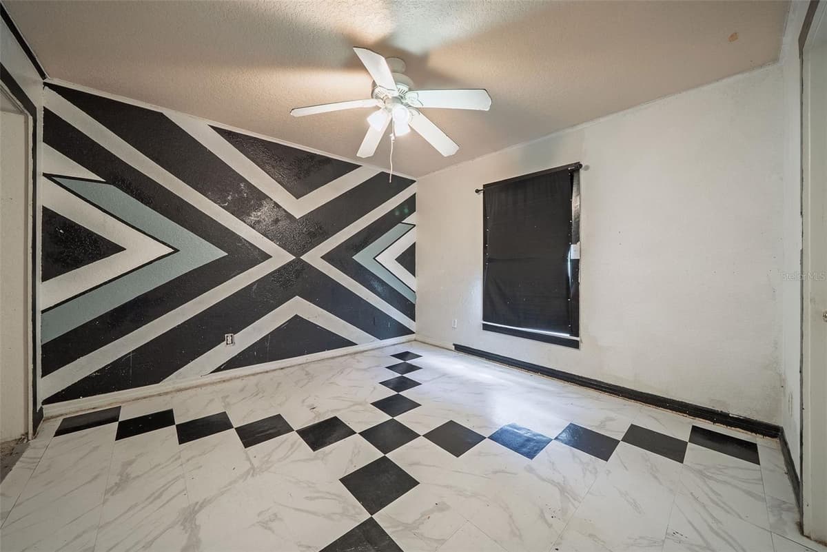 813 GREENWOOD STREET — photo 31 of 40