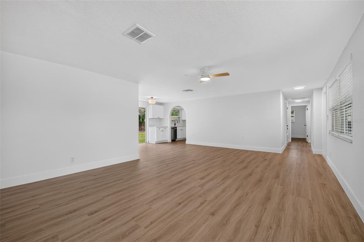 9001 ARNDALE CIRCLE — photo 18 of 33