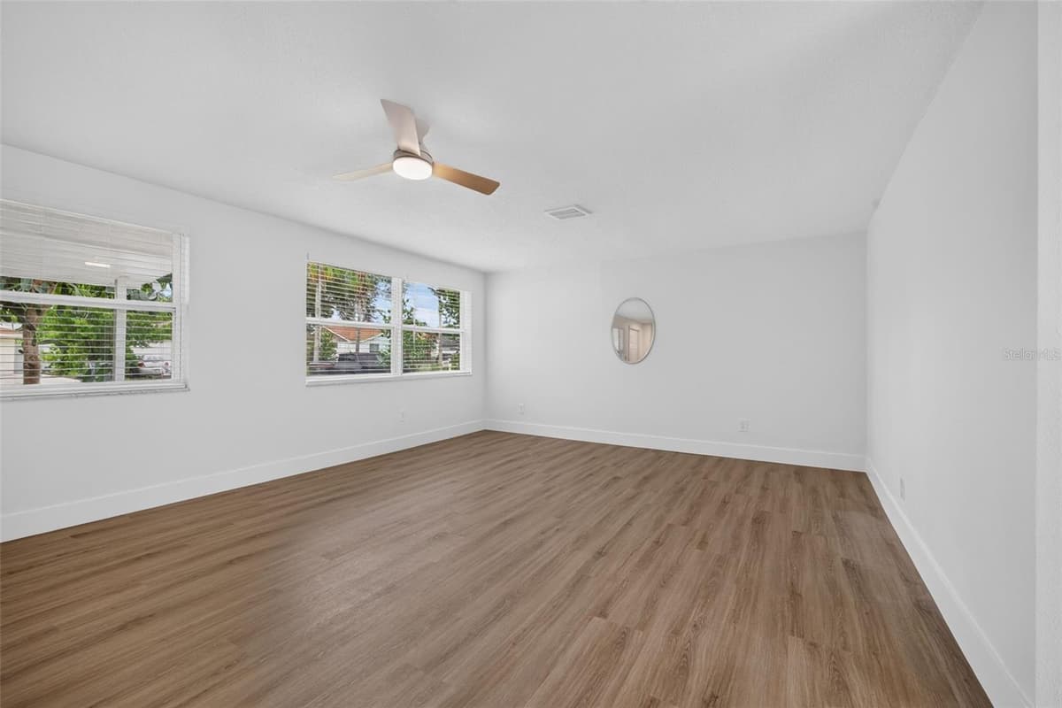 9001 ARNDALE CIRCLE — photo 17 of 33
