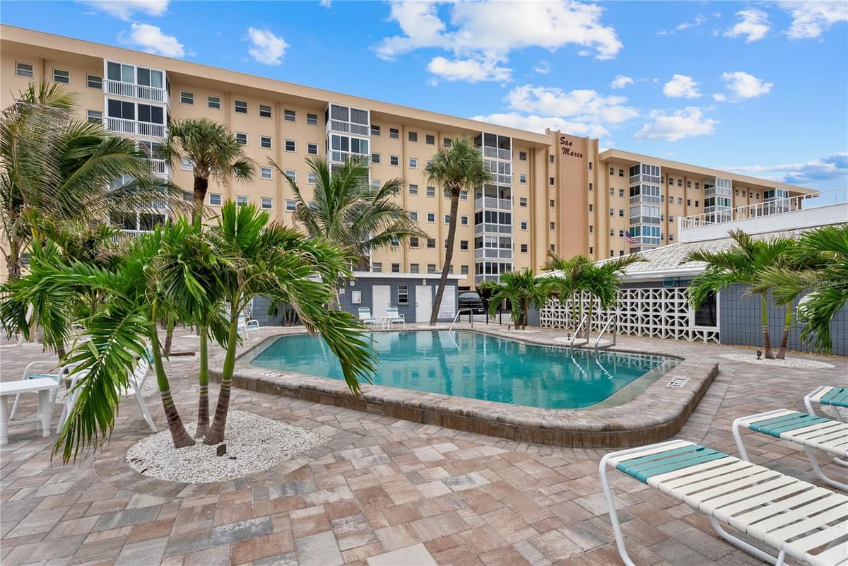 1205 TARPON CENTER DRIVE — photo 20 of 25