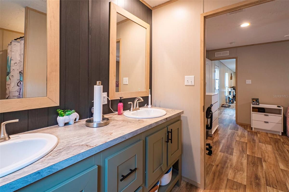 6556 LIMA AVENUE — photo 20 of 24