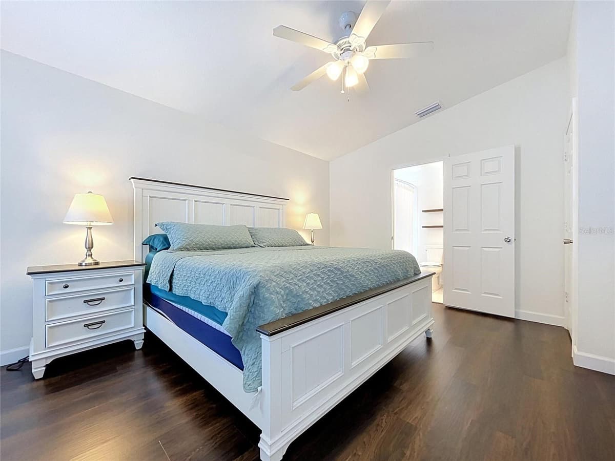 7710 CARRIAGE POINTE DRIVE — photo 19 of 44