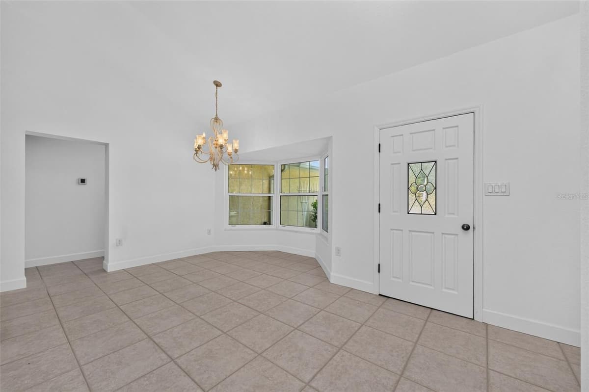200 OXFORD DRIVE — photo 12 of 83