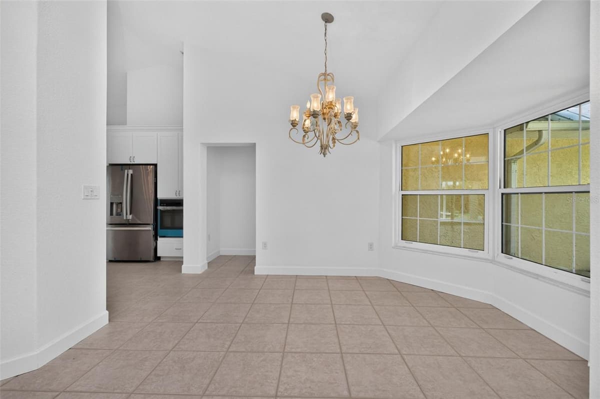200 OXFORD DRIVE — photo 14 of 83