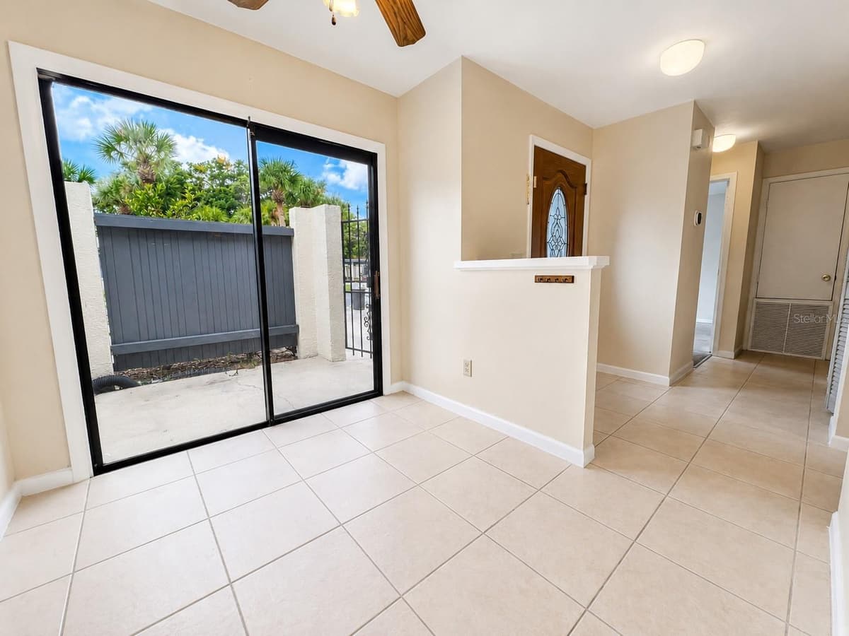 2653 CAYMAN WAY — photo 6 of 32
