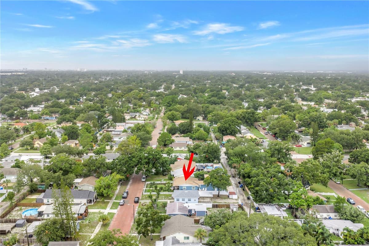 3935 BURLINGTON AVENUE — photo 63 of 67