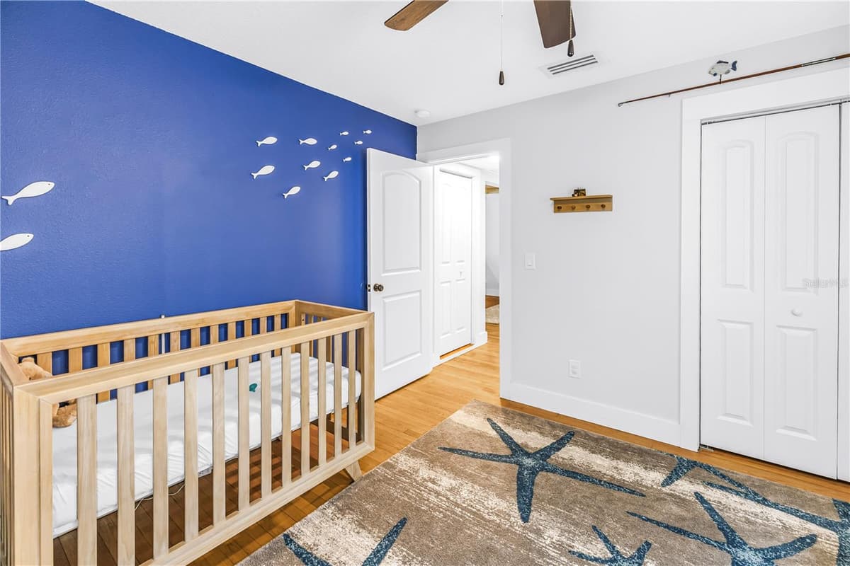 3935 BURLINGTON AVENUE — photo 28 of 67