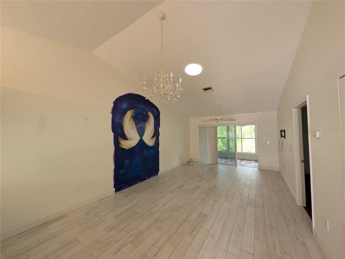 638 JEFFERSON AVENUE — photo 3 of 21