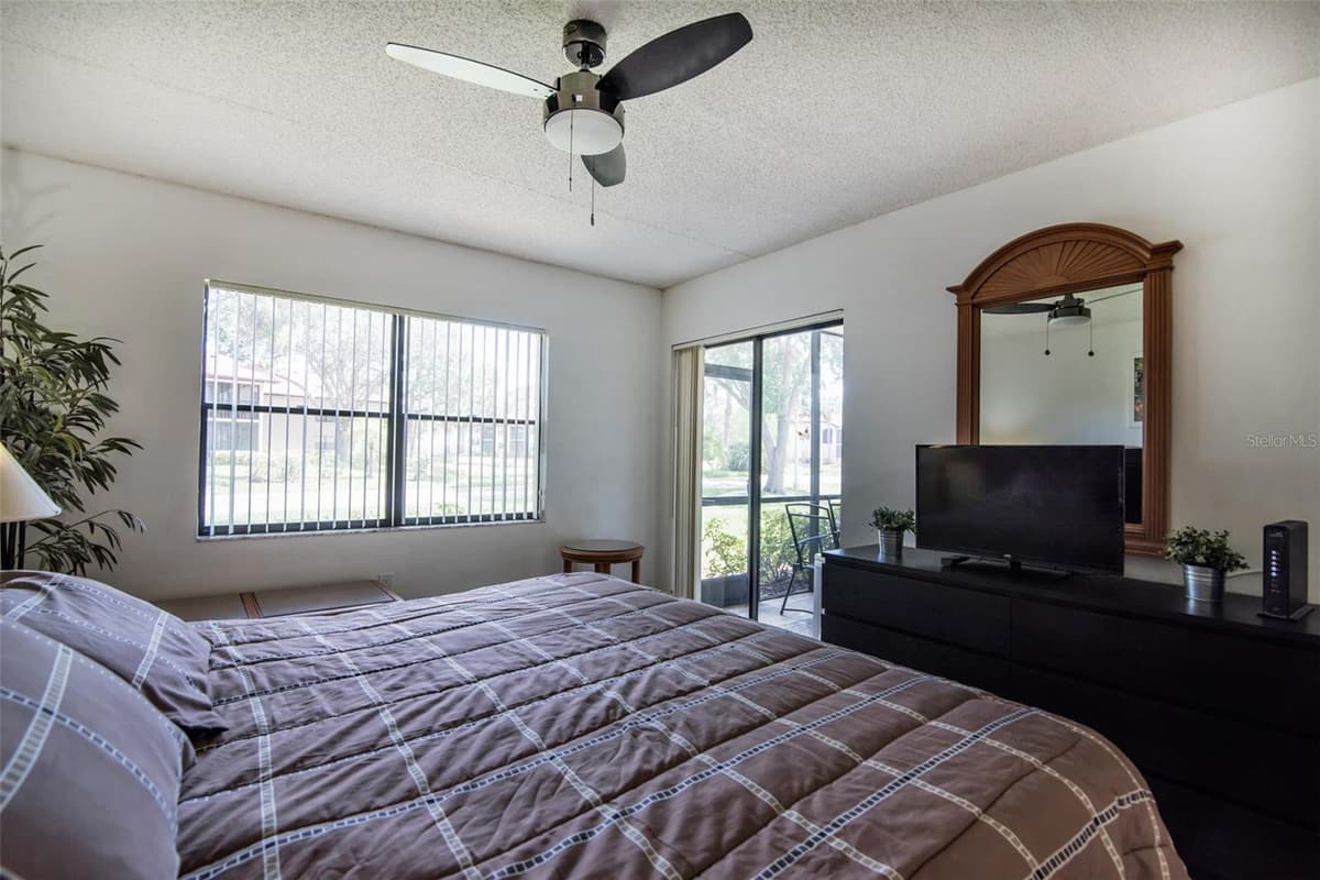 4601 46TH STREET COURT — photo 10 of 24