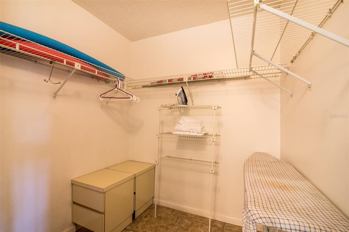 4601 46TH STREET COURT — photo 8 of 24
