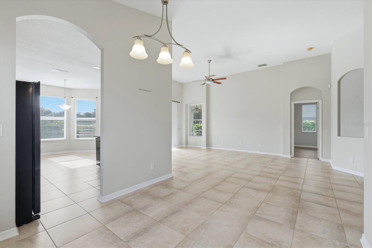 7117 50TH AVENUE CIRCLE — photo 13 of 40