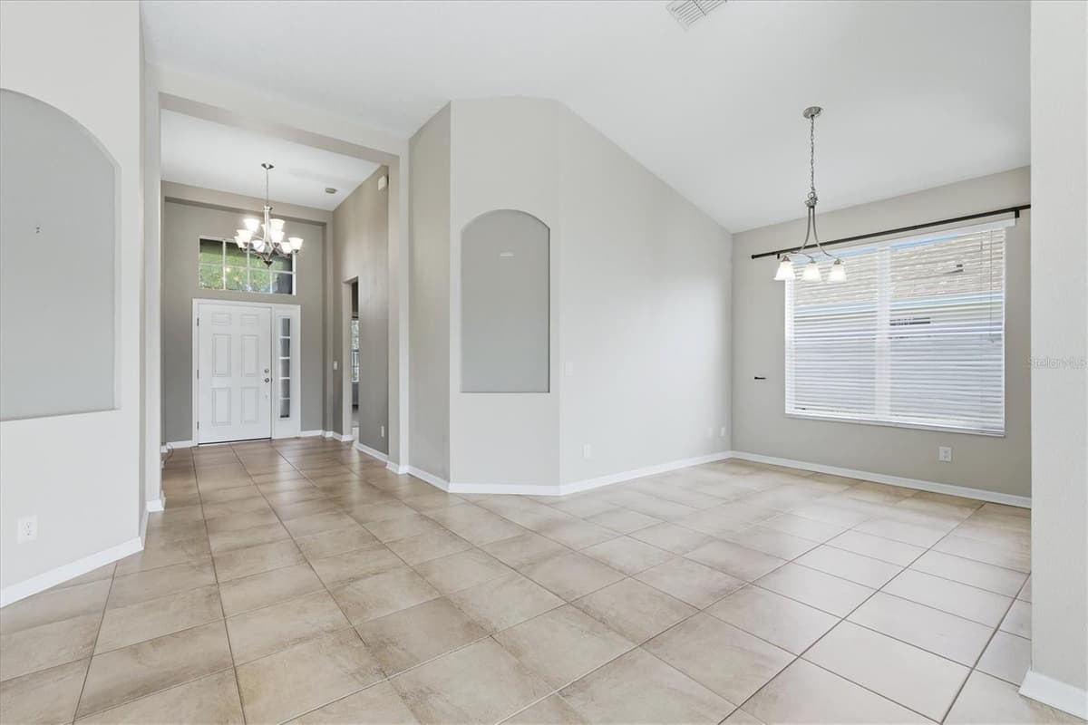 7117 50TH AVENUE CIRCLE — photo 8 of 40