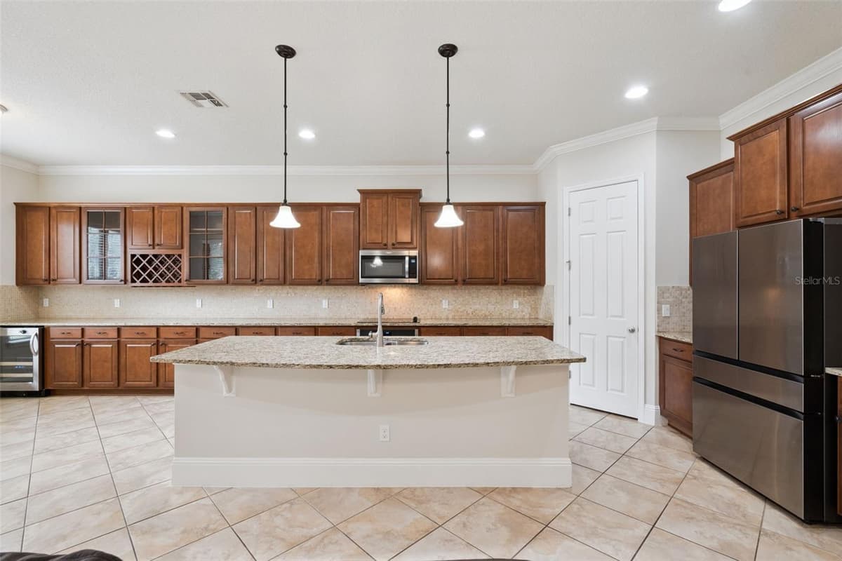 9447 PRINCE HARRY DRIVE — photo 6 of 30