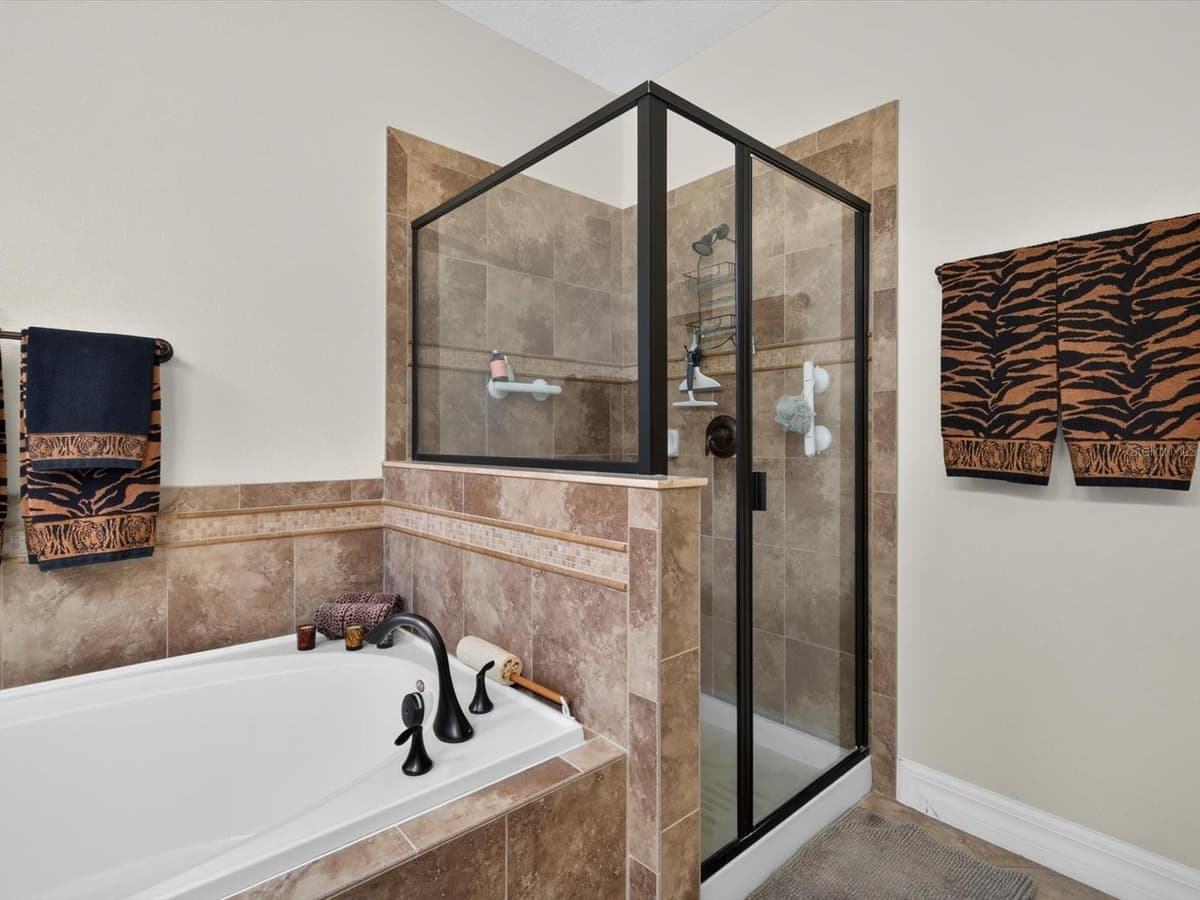 3831 SANIBEL STREET — photo 22 of 63