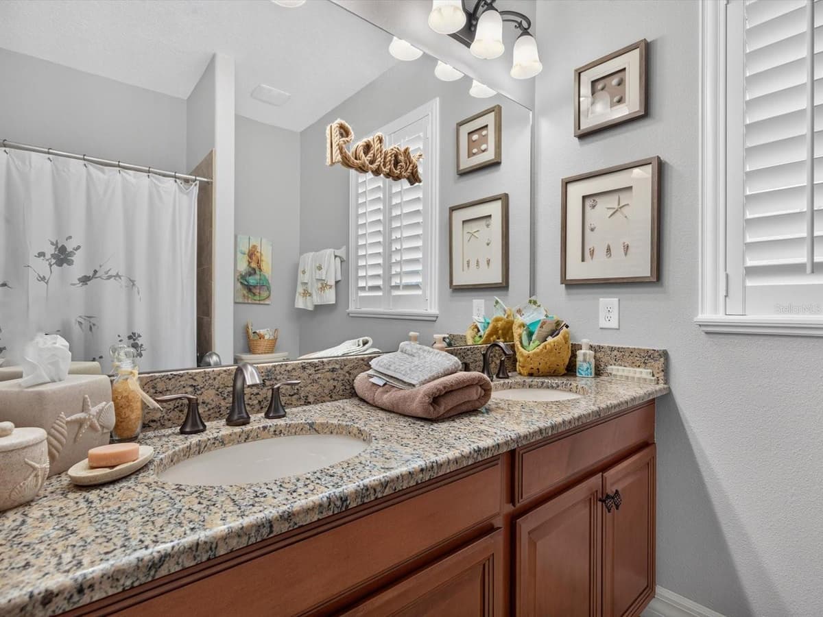 3831 SANIBEL STREET — photo 24 of 63