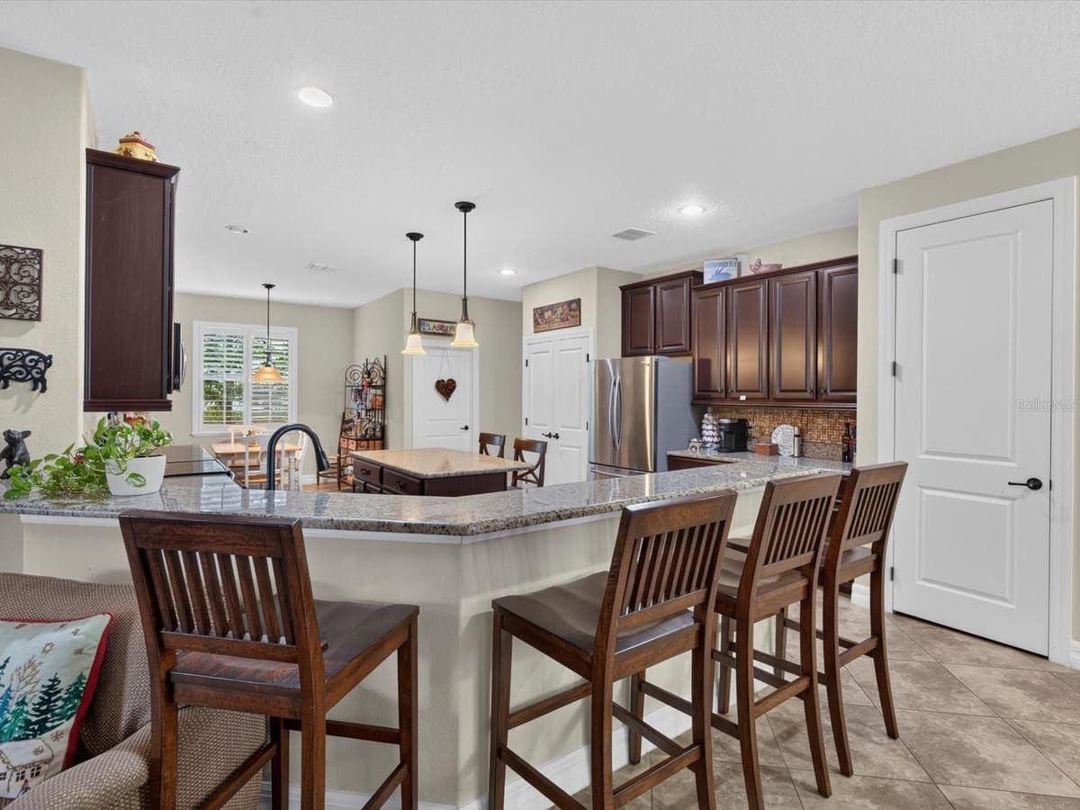 3831 SANIBEL STREET — photo 11 of 63