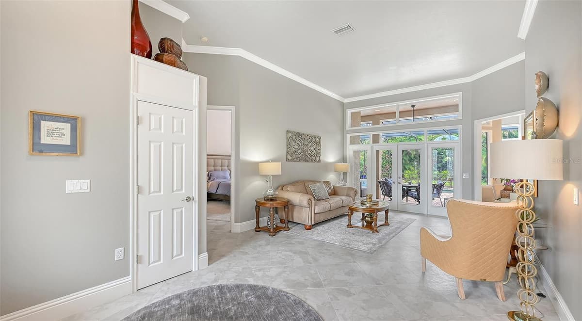 6682 SAINT JAMES CROSSING — photo 8 of 97