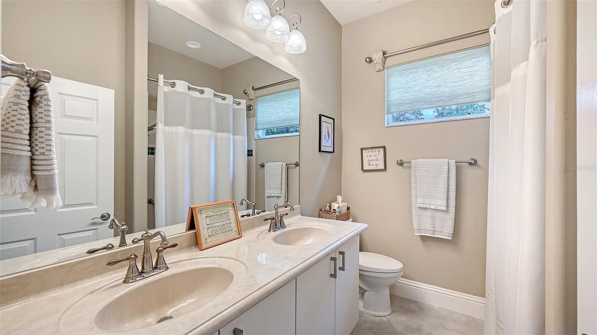 6682 SAINT JAMES CROSSING — photo 32 of 97