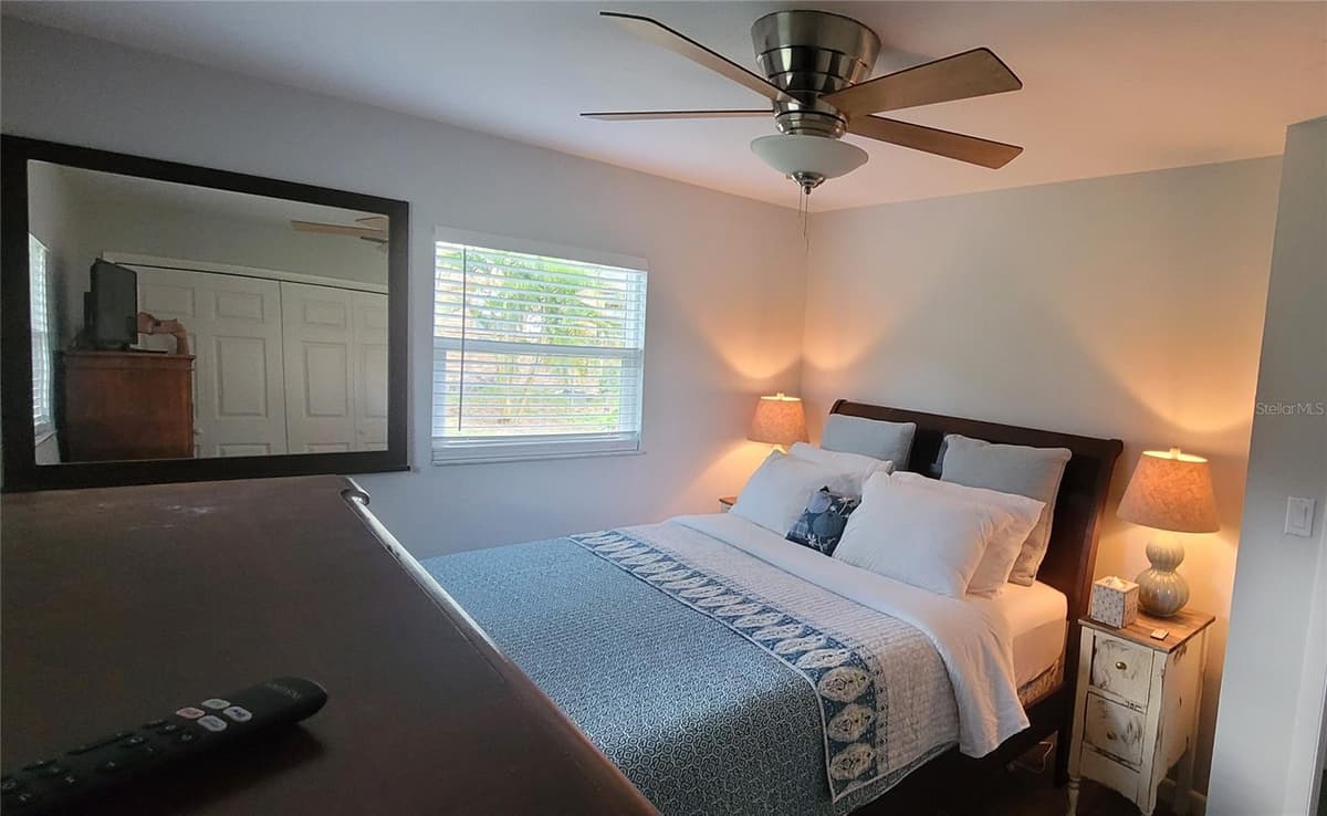 1903 SIMONTON AVENUE — photo 11 of 15