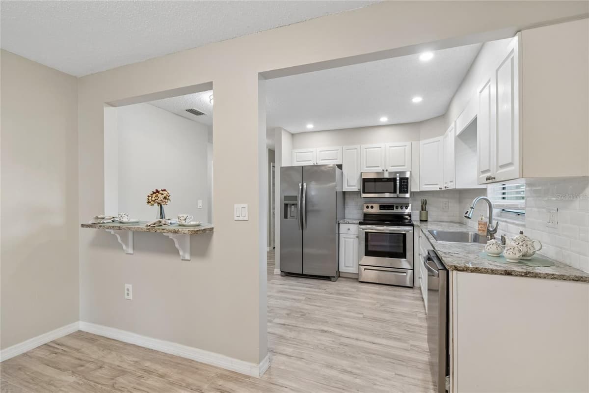 7949 KNIGHT DRIVE — photo 14 of 31